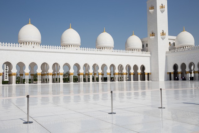 Discover Abu Dhabi: A Cultural Journey Through Historic Landmarks and Modern Marvels