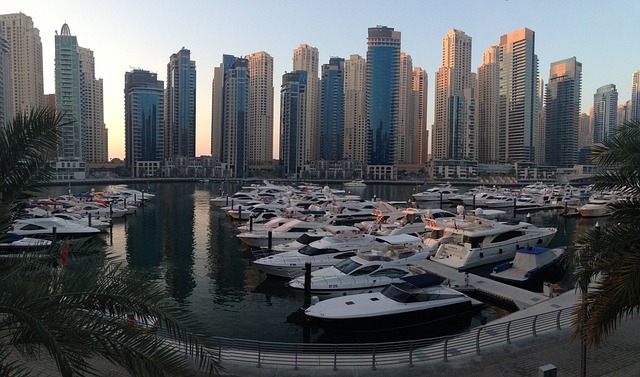 boat rent dubai