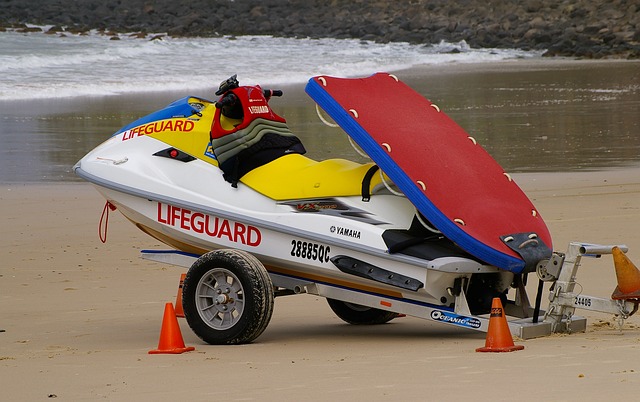 Car Jetski Dubai: Top Rentals and Safety Guide for Land-Water Adventures