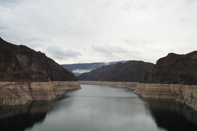 Hatta Dam Timing: Kayaking Dubai’s Hidden Gem