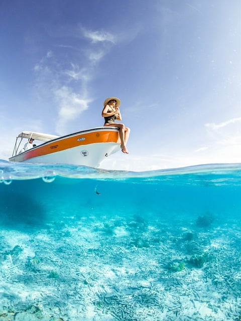 luxury-yacht-in-dubai-640x480-88354951.jpeg
