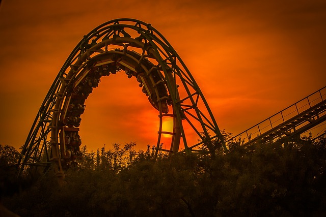 Dubai’s Desert Dynamics: An Evening Thrill with Sunset Dune Buggy Rides