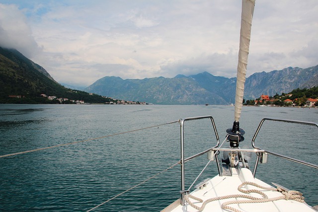 yacht-charter-640x480-38189733.jpeg