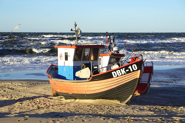 boat rental in dubai