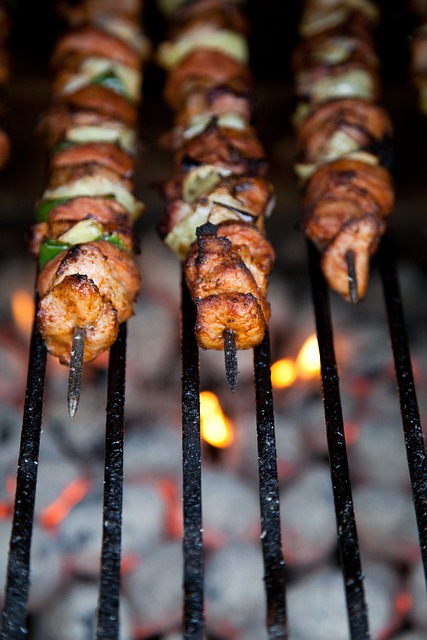 Experience a Professional Evening Desert Safari with BBQ Dinner