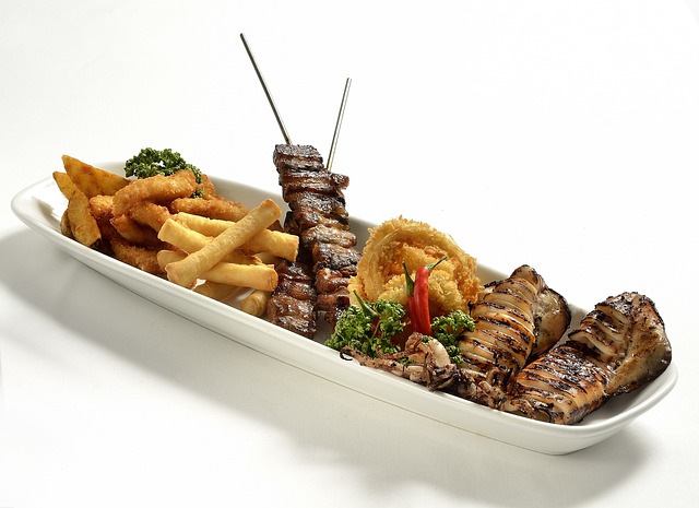Expert Guide: Enjoying an Evening Desert Safari BBQ Dinner