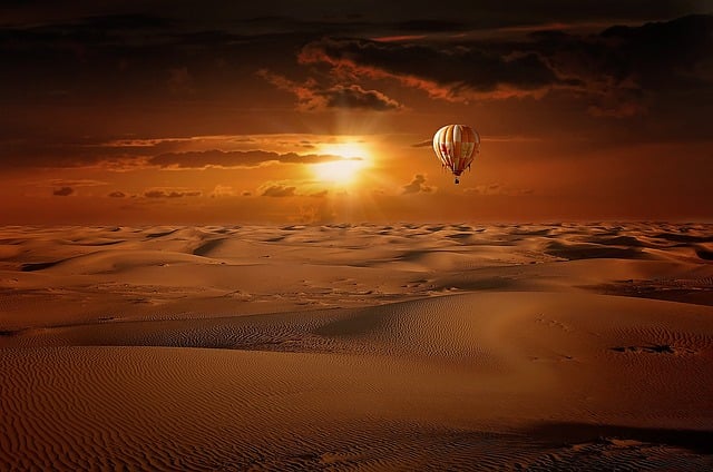 Hot Air Balloon Adventures: Soaring Over Dubai’s Desert Scenery