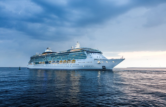marina cruise