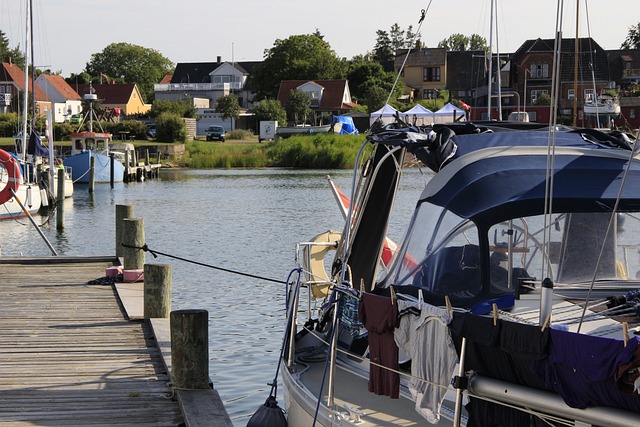 marina yacht