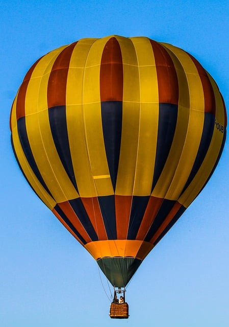 proposal-hot-air-balloon-ride-dubai-640x480-30201362.jpeg