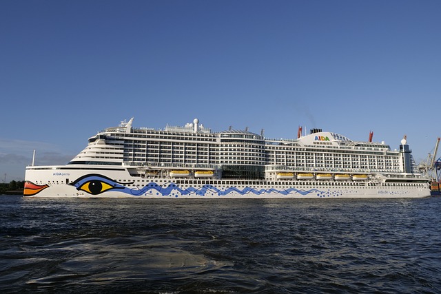Discover Dubai’s Magic: Dhow Cruise Destinations & Booking Guide