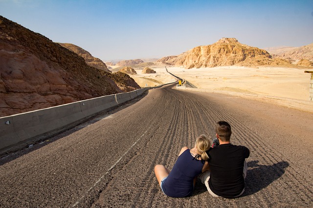 Luxury Yacht Escapes: Romantic Getaways in Dubai for Couples
