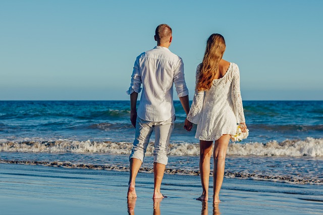 yacht rental dubai for couples