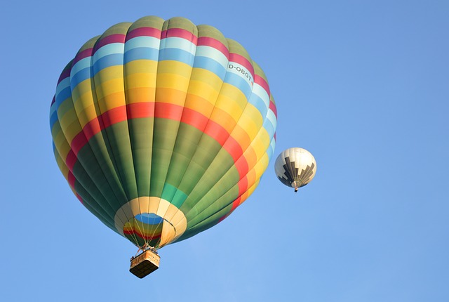 balloon desert