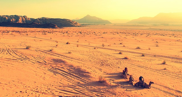 Experience Umm Suqeim Desert Safari with Reliable Pickup Service