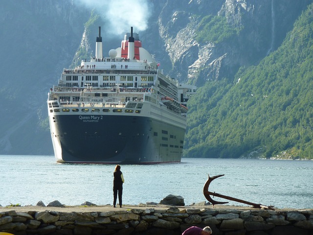 dinner-cruise-640x480-38947990.jpeg
