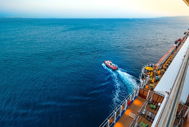 dinner cruise