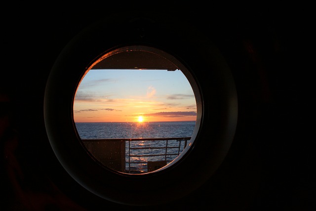 dinner cruise