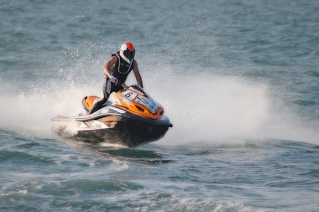 jet ski