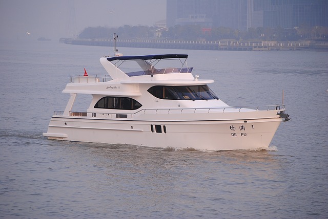 Luxury Yacht Charter: Dubai’s Coastal Getaway Guide