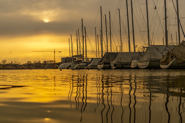marina boat