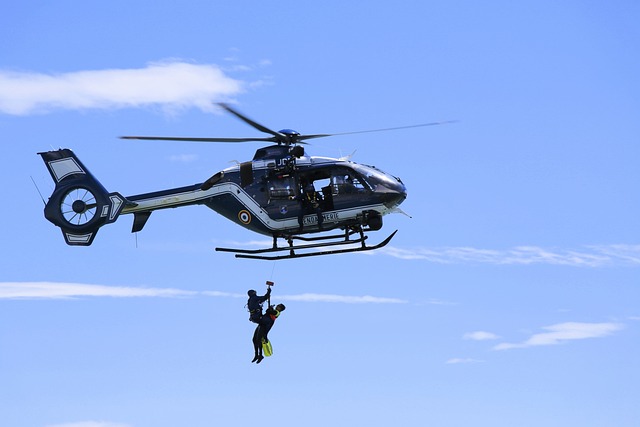 Elevate Your View: Panoramic Helicopter Rides Along Dubai’s Coastline