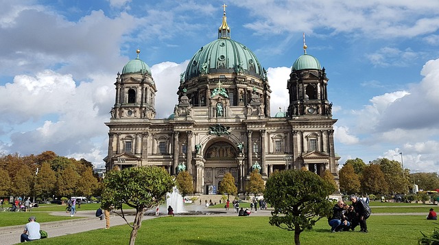sightseeing