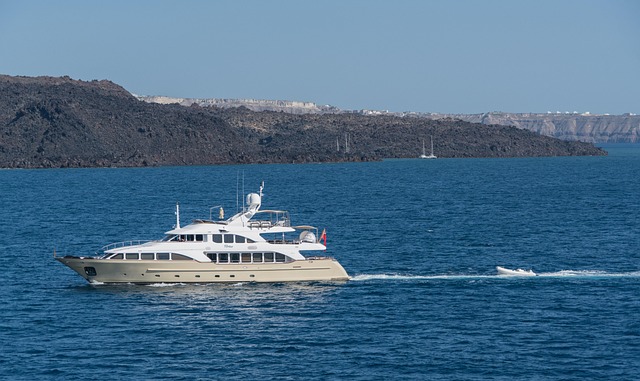yacht