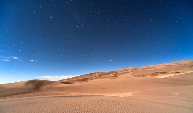 desert balloon