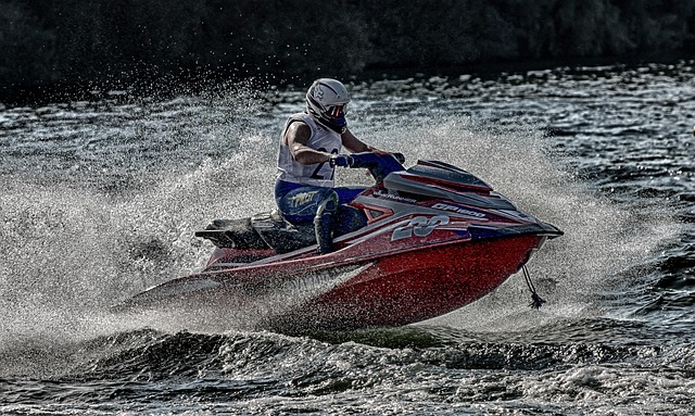 jet ski