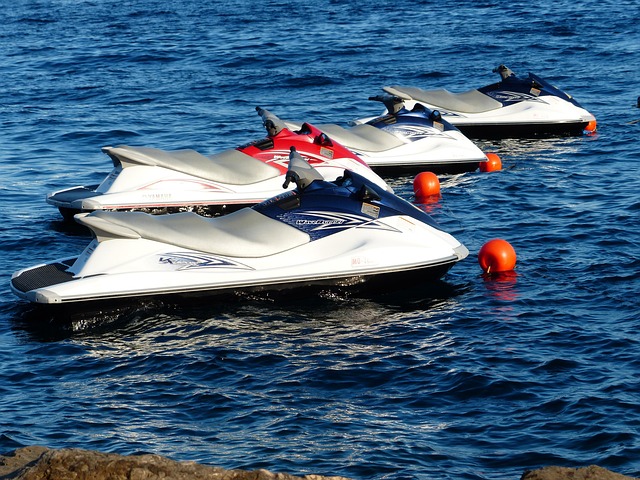 jet ski