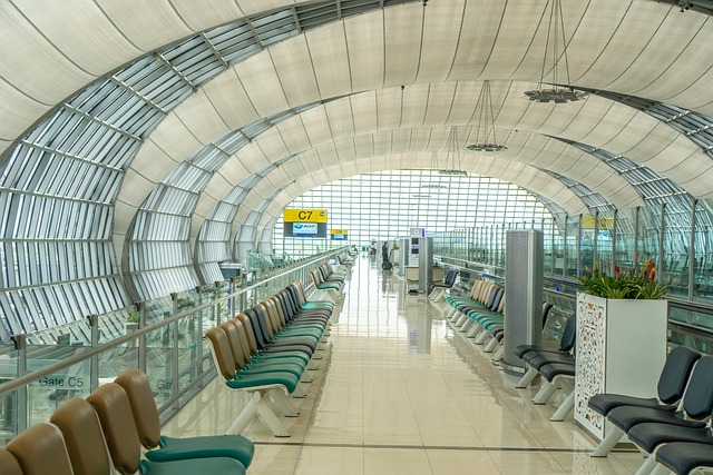 Dubai’s Sophisticated Luxury Airport Transfers: A Journey of Opulence