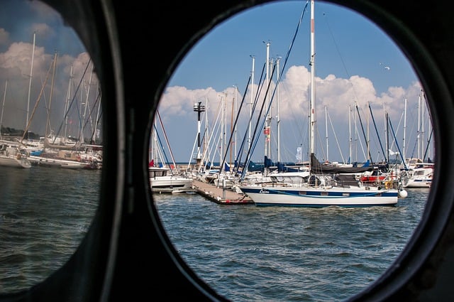 marina dhow cruise