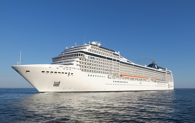 marina dhow cruise
