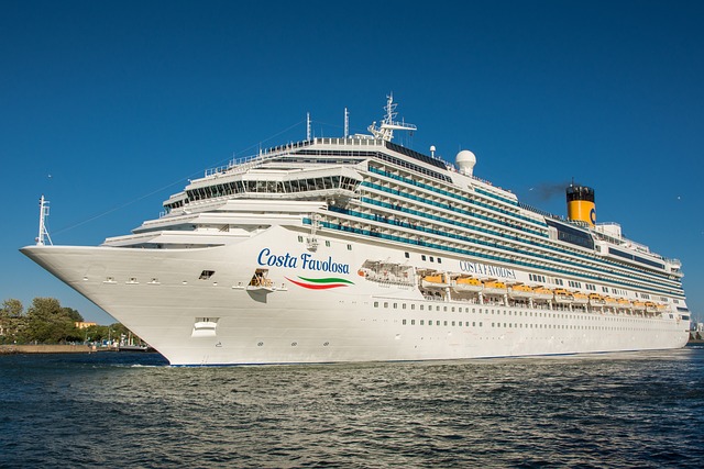 marina dhow cruise
