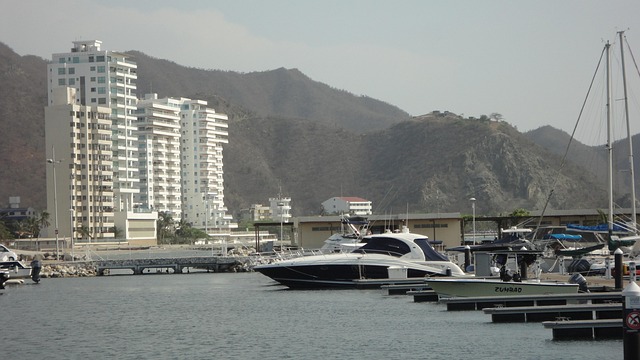 marina yacht