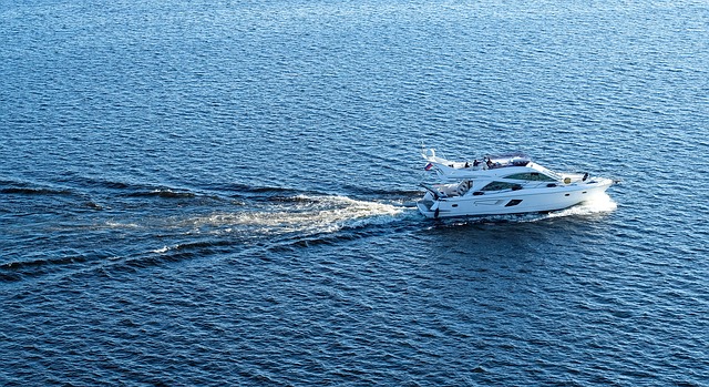 Discover Luxury Getaways: Charter Yacht Rentals in Dubai