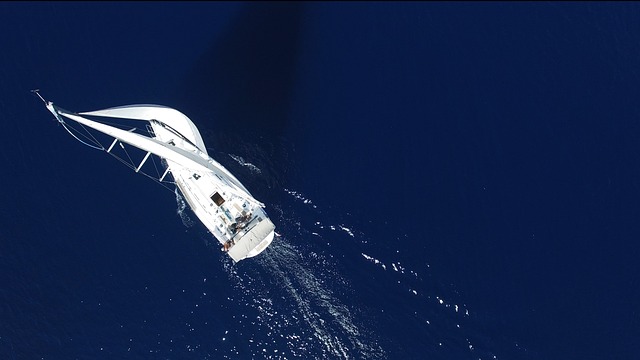 yacht in dubai