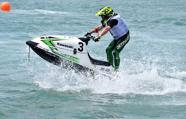 jet ski