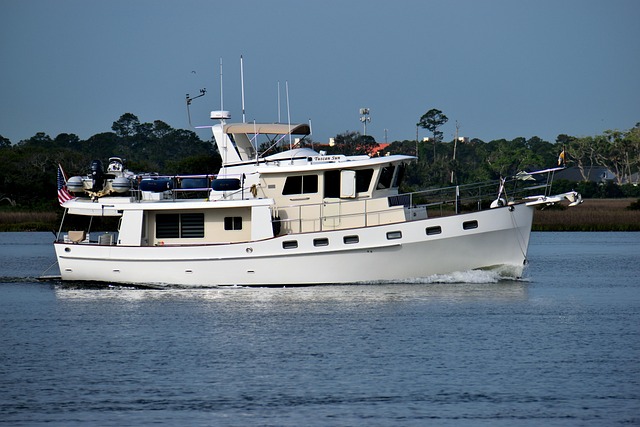 luxury yacht rental