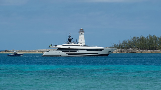 luxury yacht rental
