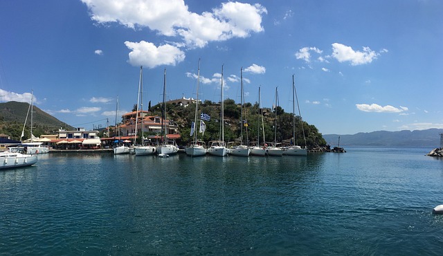 marina boat