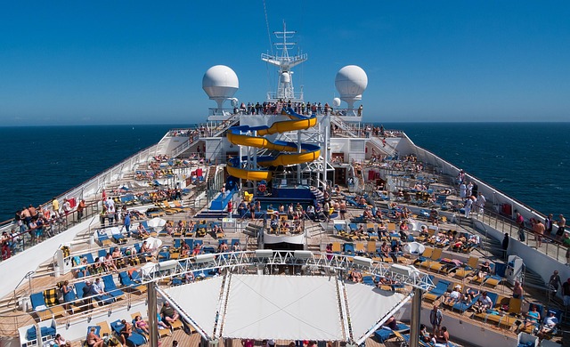 marina cruise