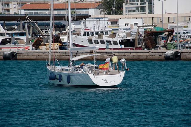 marina-jet-ski-640x480-13753519.jpeg