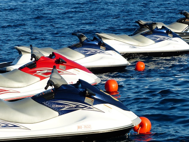 marina jet ski