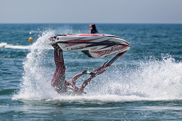 marina jet ski