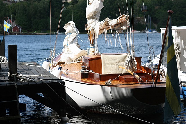 marina yacht