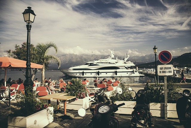 marina yacht rental