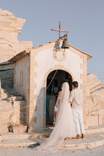 Experience Luxury: Navigating Exclusive Wedding Limo Hire Dubai
