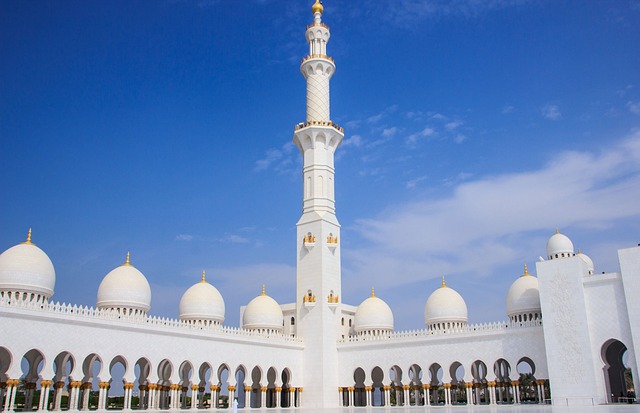 abu-dhabi-640x480-99435938.jpeg